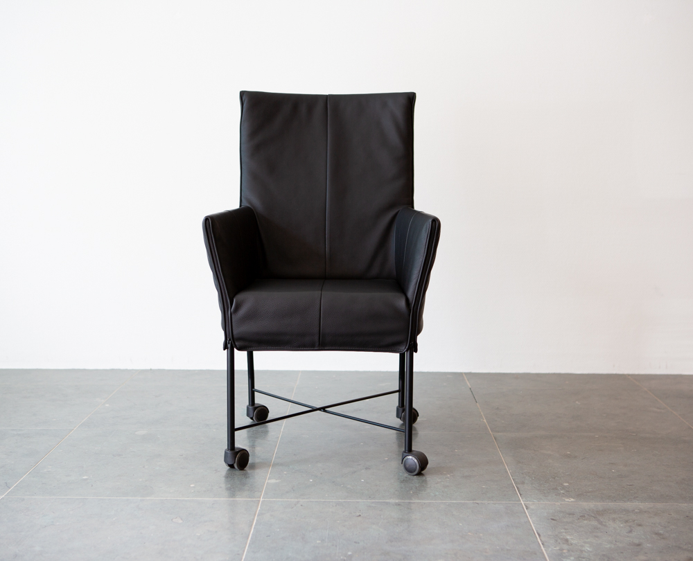 zij is grot Medaille Montis Chaplin stoel (Habanna leder zwart ) | Gerritsma Interieur